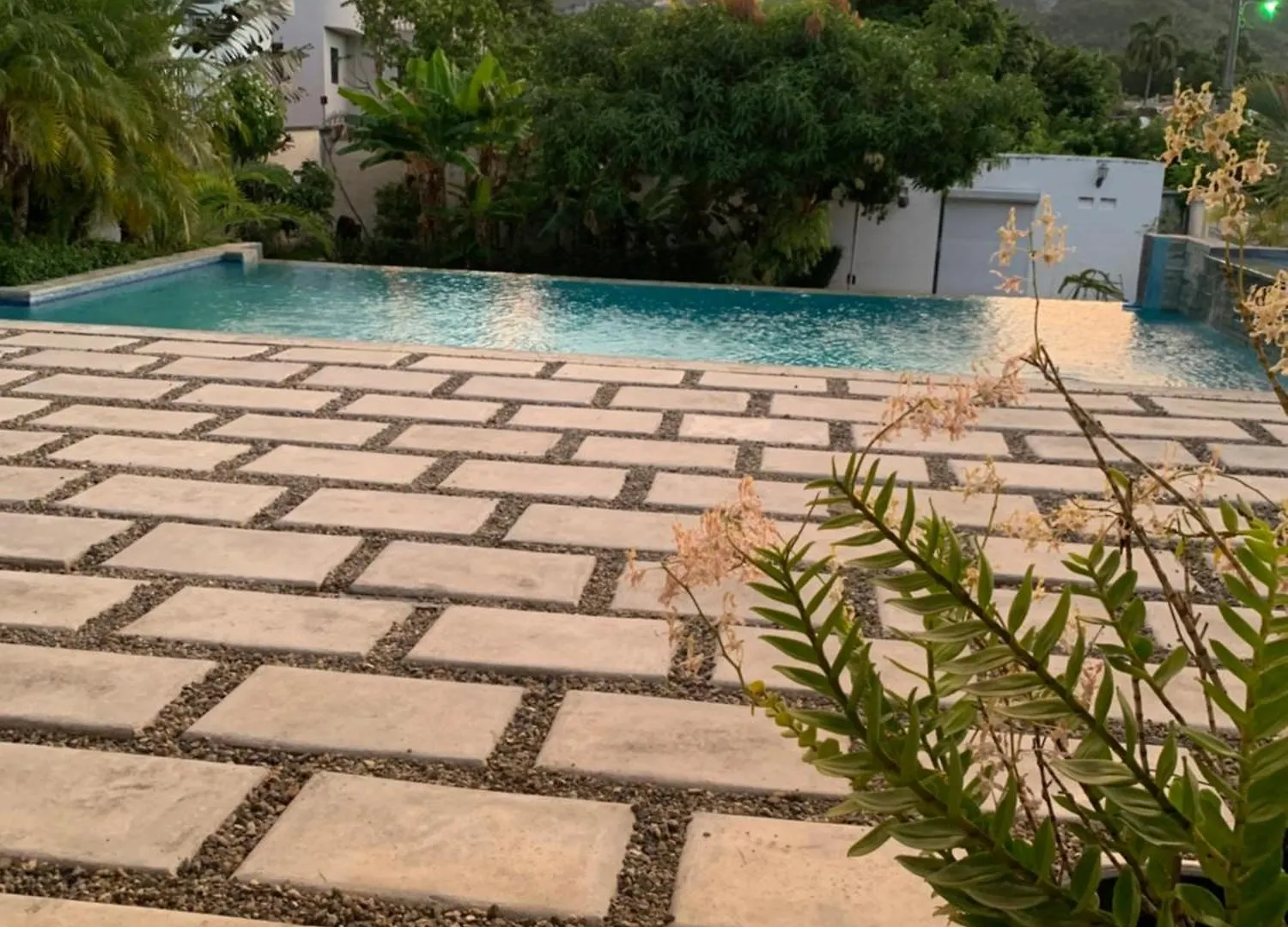 Villa Las Orquideas Terraza Y Piscina Grande, Vista A La Montana!! Puerto Plata